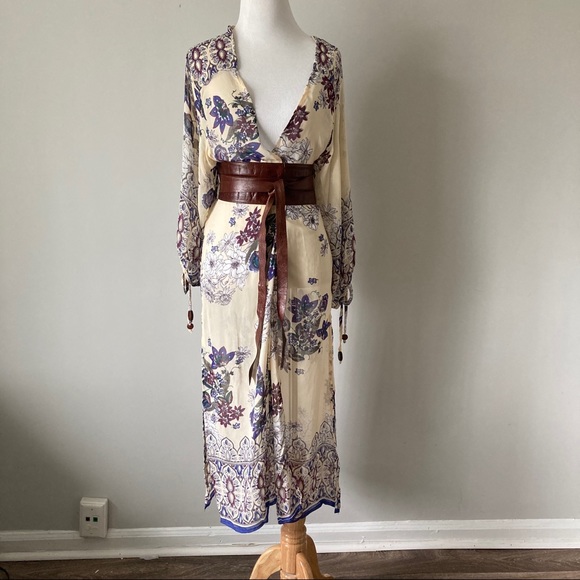 SOLD!  Sheer Floral Kimono Angie Large - Picture 2 of 13